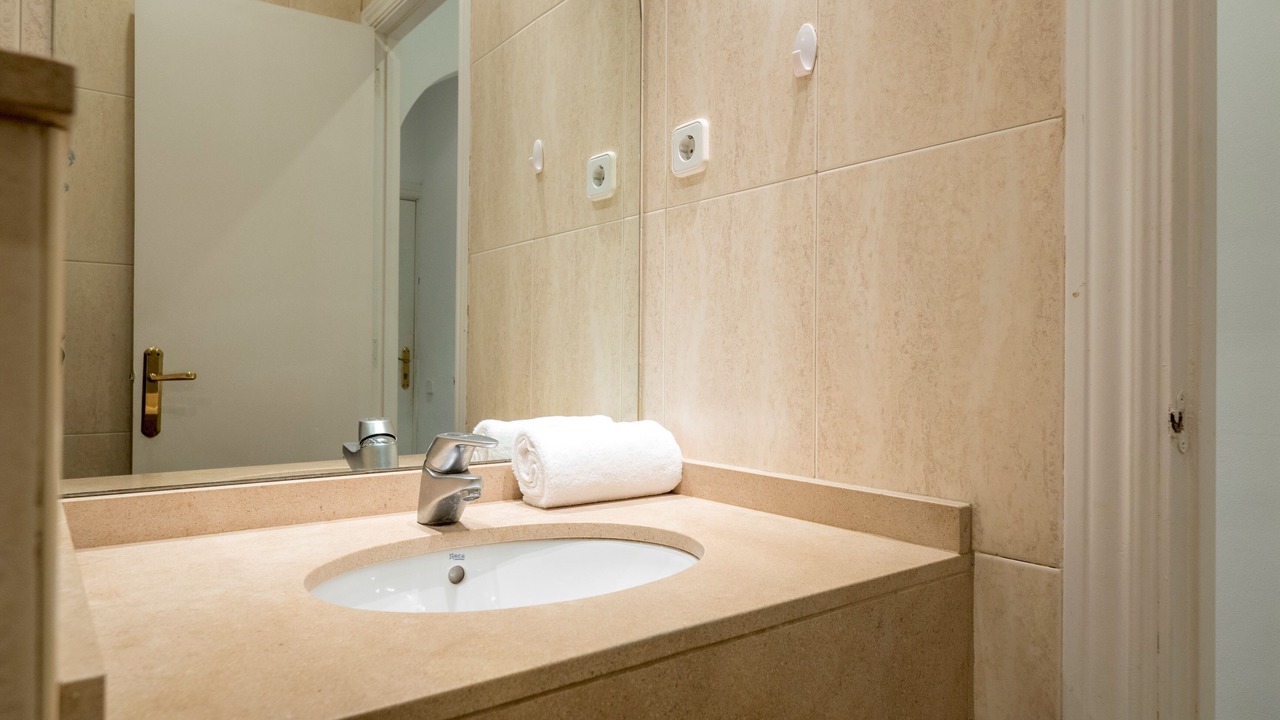 Photo of Bathroom in Poblenou