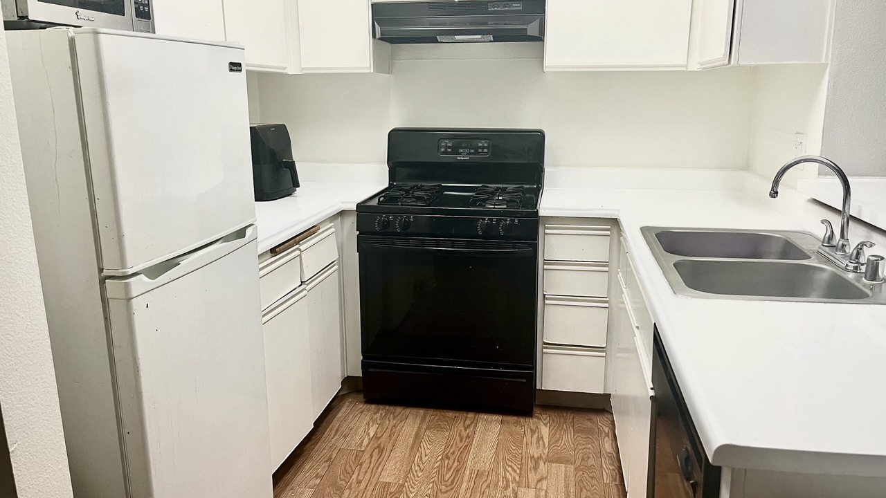 Photo of Kitchen in Ladera Heights