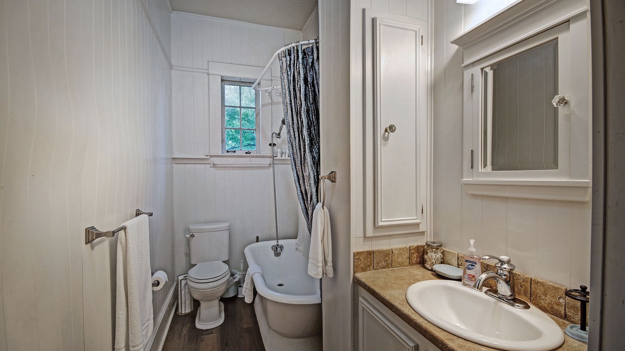 Photo of Bathroom in Greater Belhaven