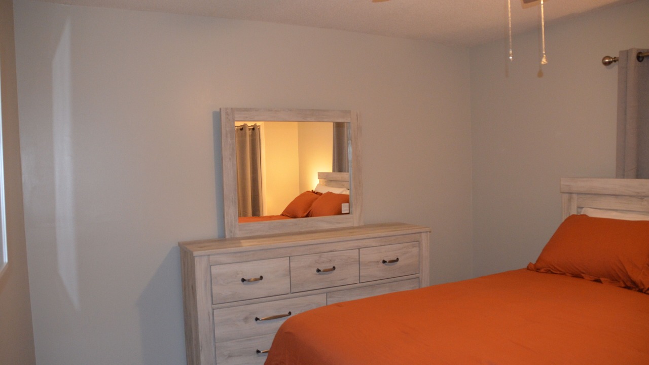 Photo of Bedroom in Daleville