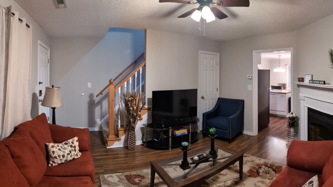 Photo of Livingroom in Winterville