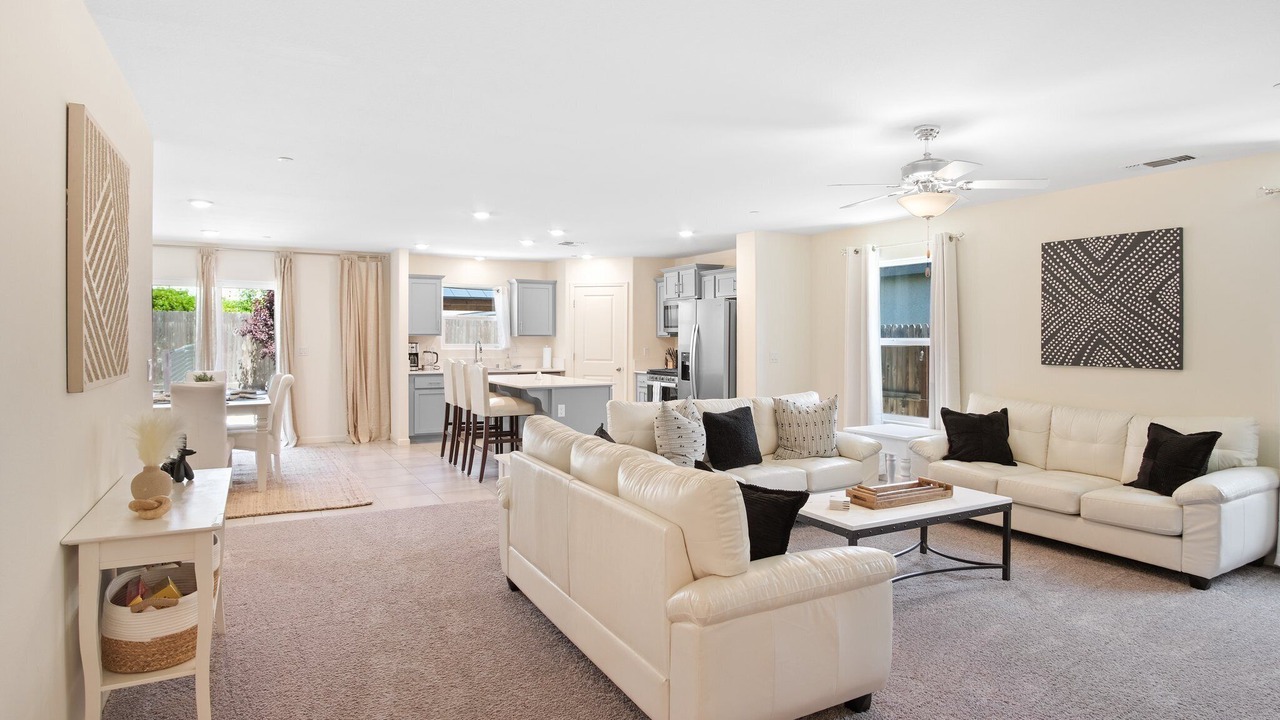 Photo of Livingroom in Merced