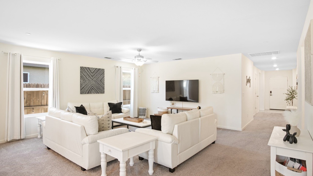 Photo of Livingroom in Merced