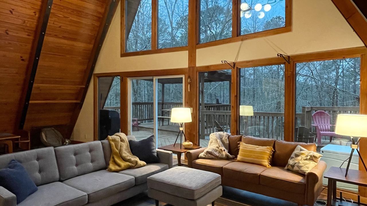 Photo of Livingroom in Chambers County
