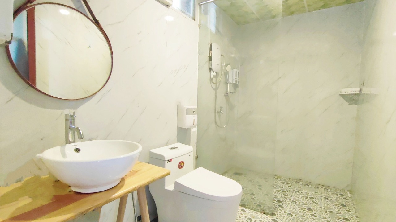 Photo of Bathroom in Phuong