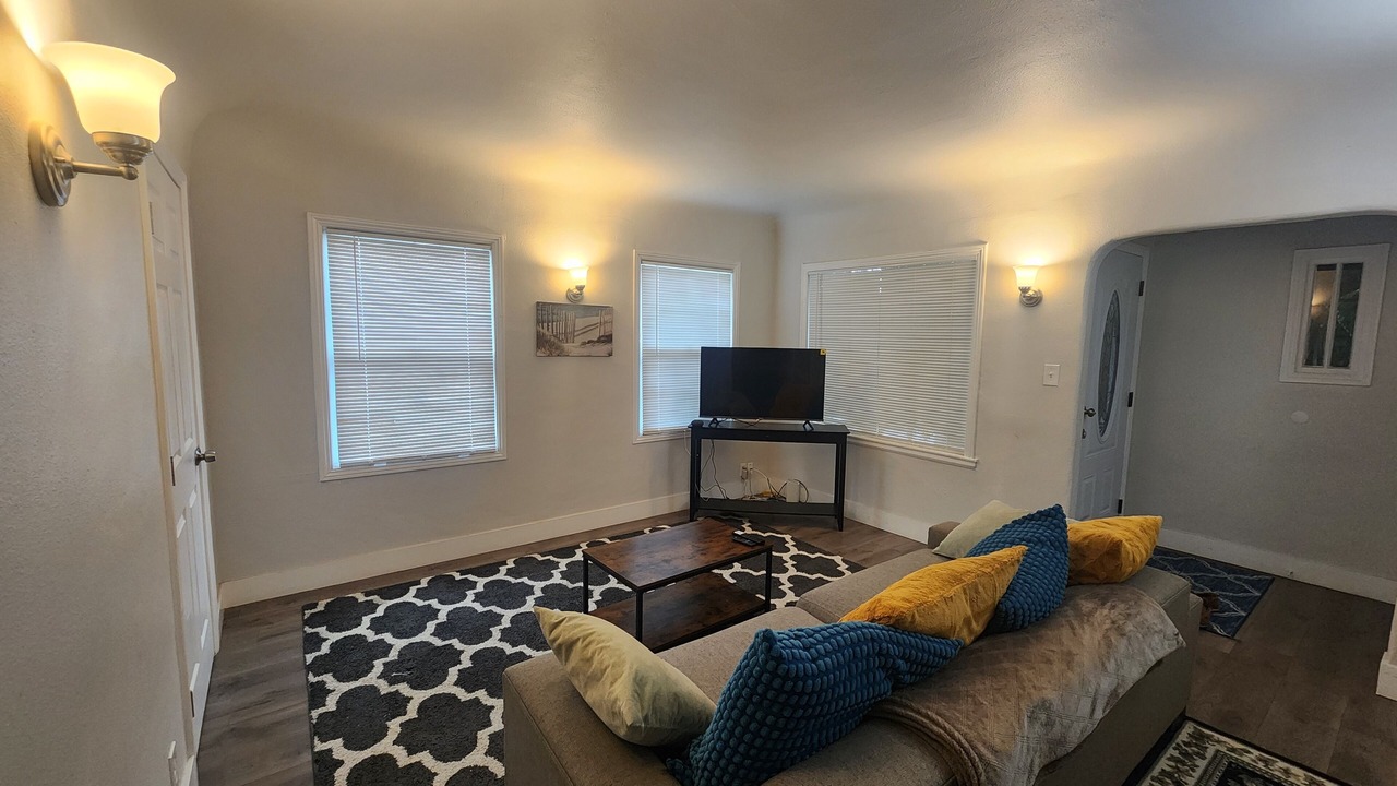 Photo of Livingroom in Vallejo