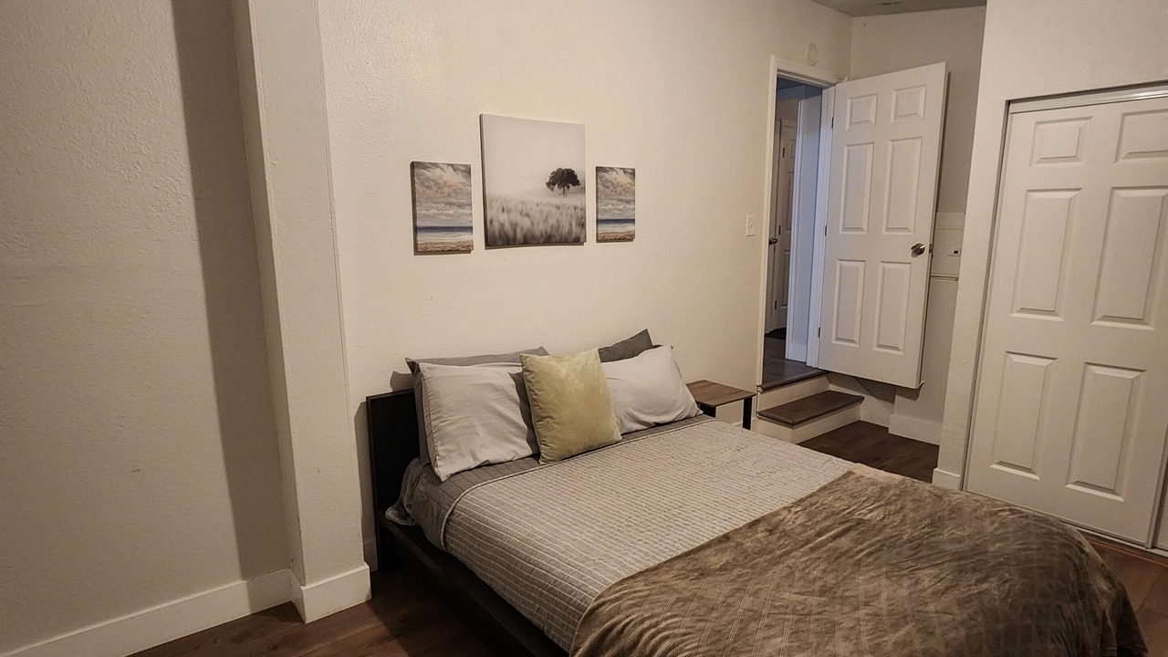 Photo of Bedroom in Vallejo