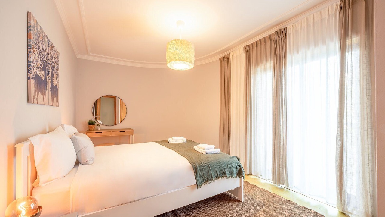 Photo of Bedroom in Amadora