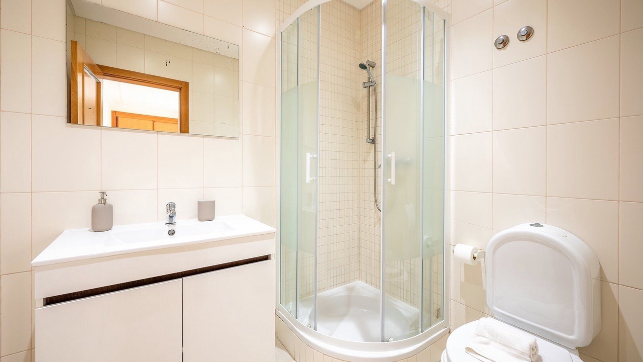 Photo of Bathroom in Amadora