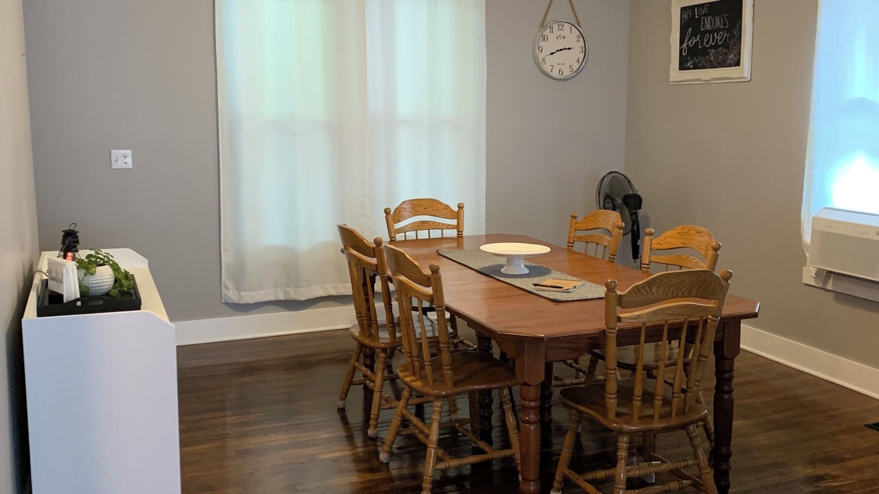 Photo of Livingroom in Meadville