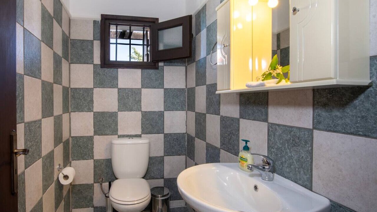 Photo of Bathroom in Douliana