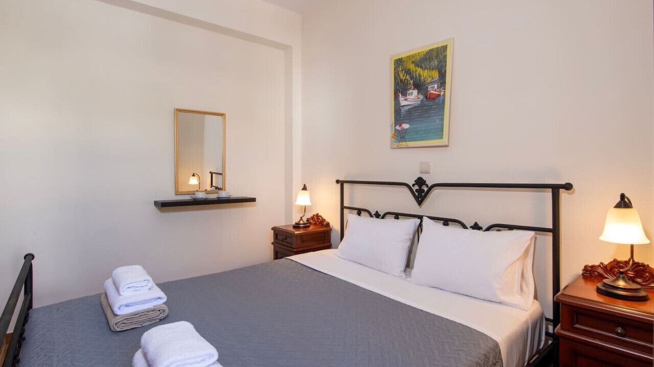 Photo of Bedroom in Douliana