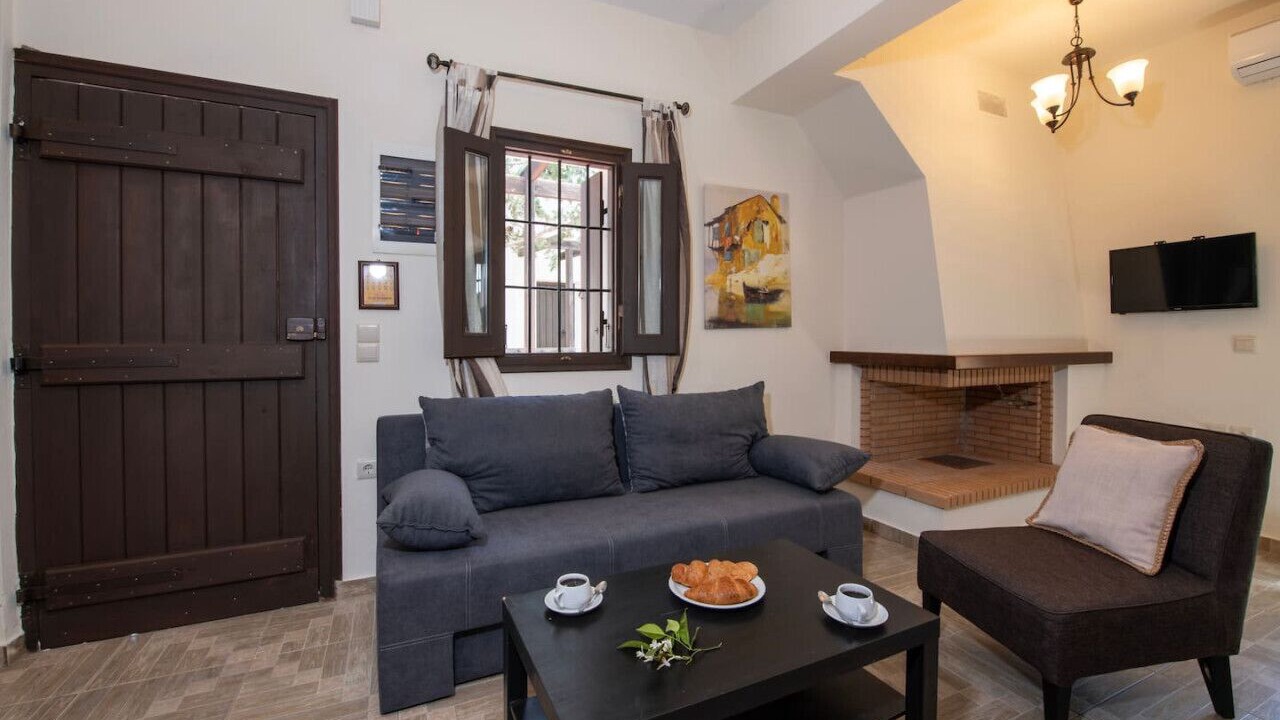 Photo of Livingroom in Douliana