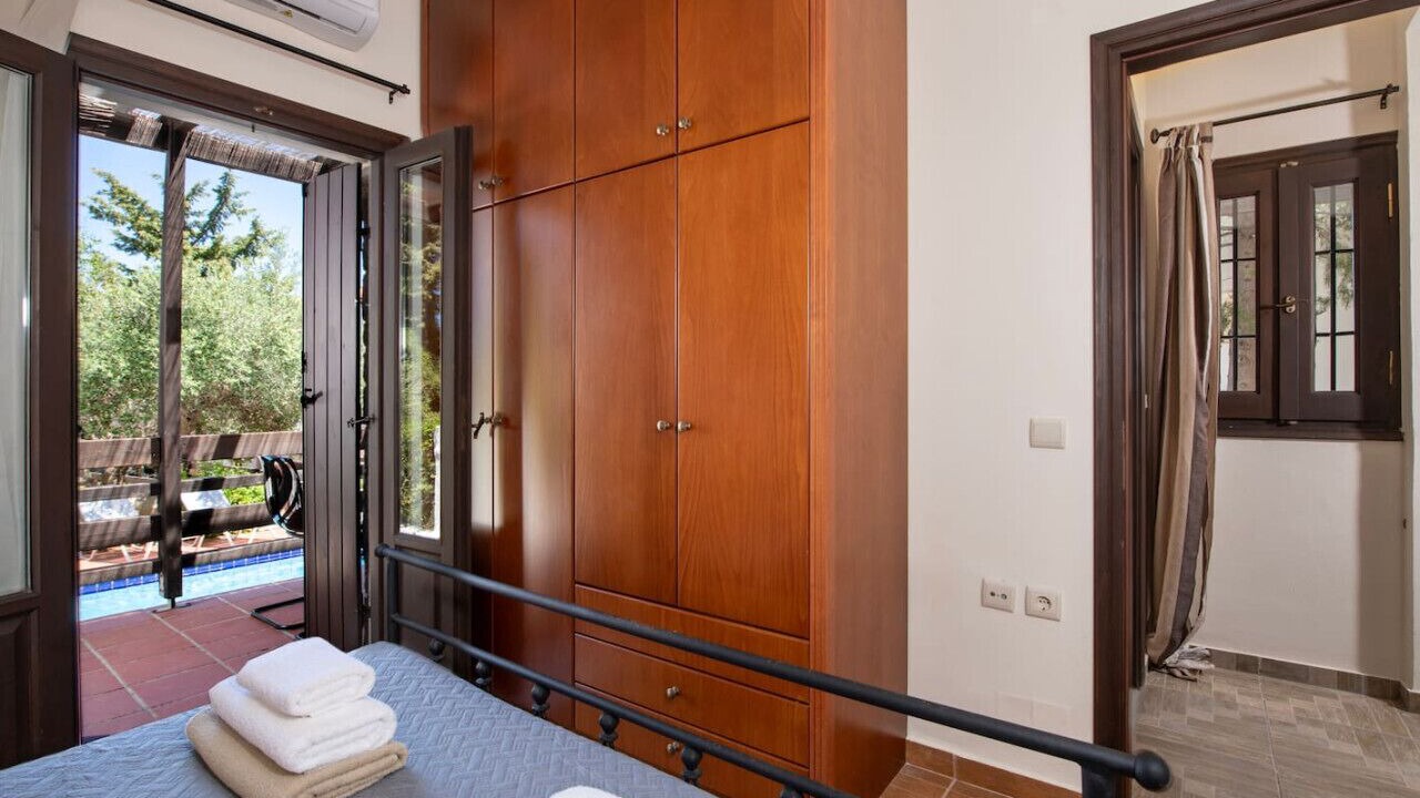 Photo of Bedroom in Douliana