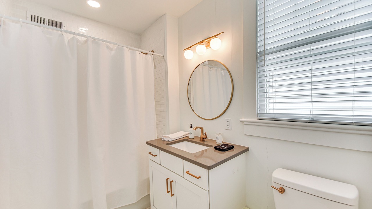 Photo of Bathroom in Elizabeth City