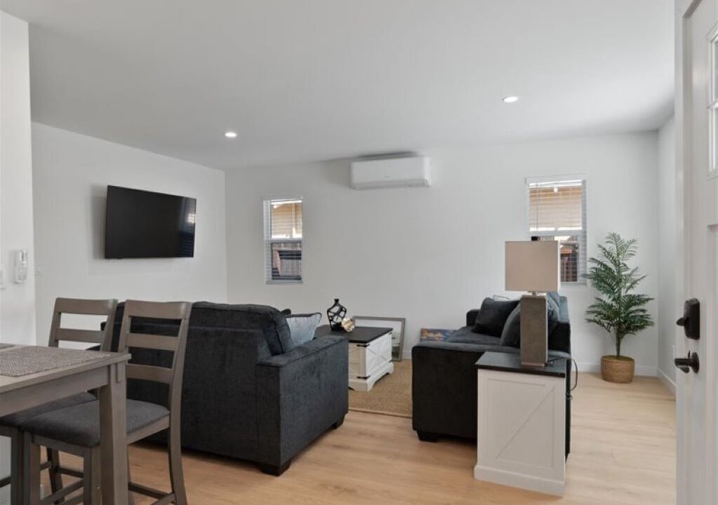 Photo of Livingroom in Southwest Anaheim