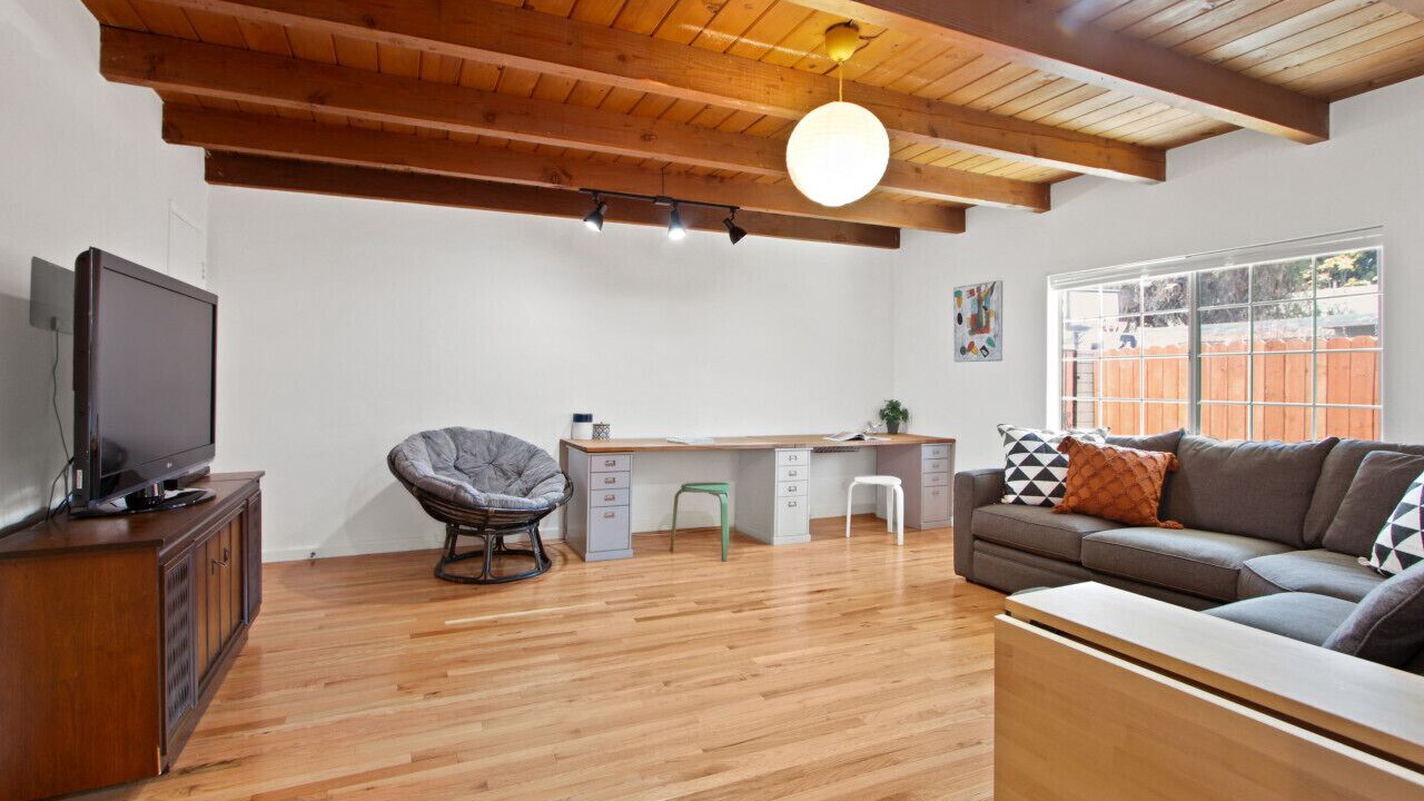 Photo of Livingroom in Los Angeles