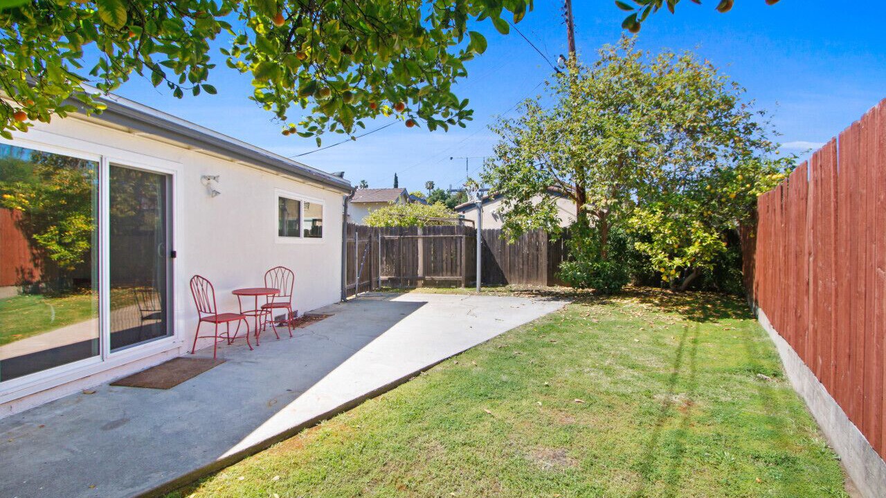 Photo of Patio Balcony in Los Angeles