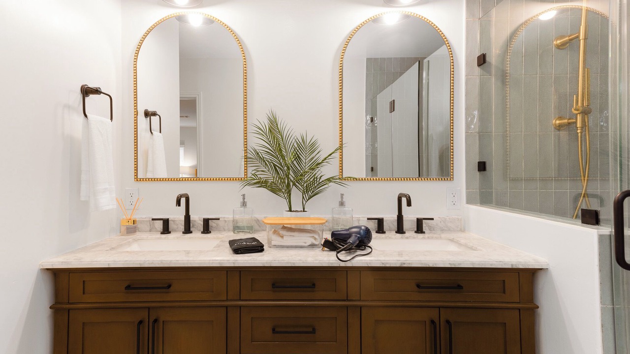 Photo of Bathroom in Morrison - Eldridge Park