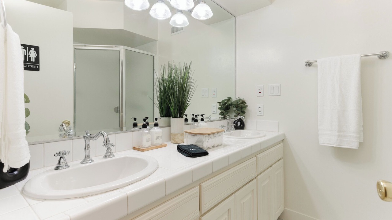 Photo of Bathroom in Morrison - Eldridge Park