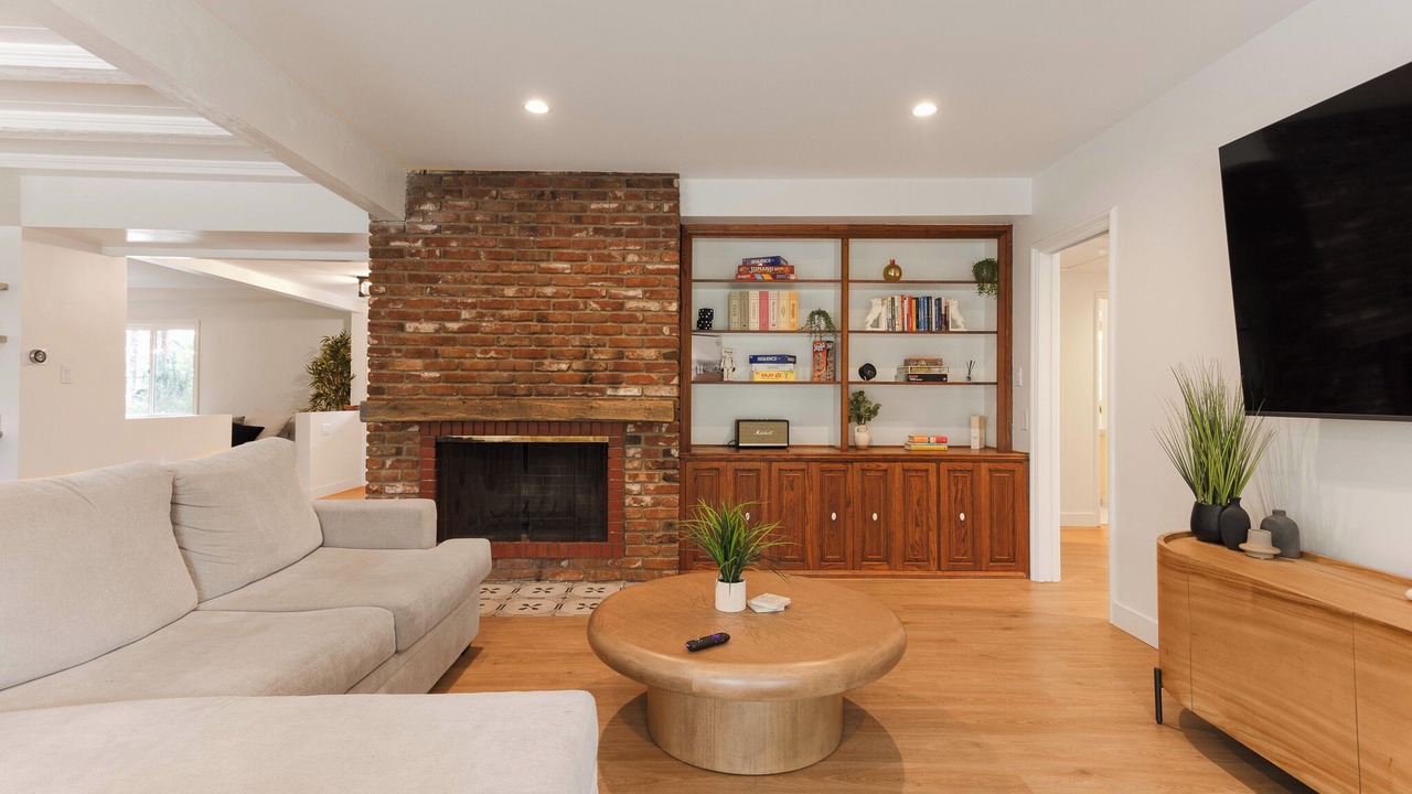 Photo of Livingroom in Morrison - Eldridge Park