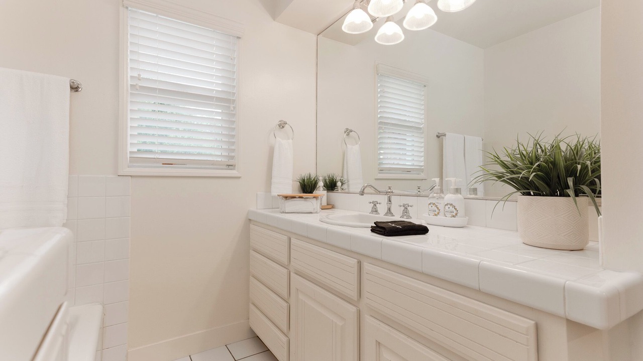 Photo of Bathroom in Morrison - Eldridge Park