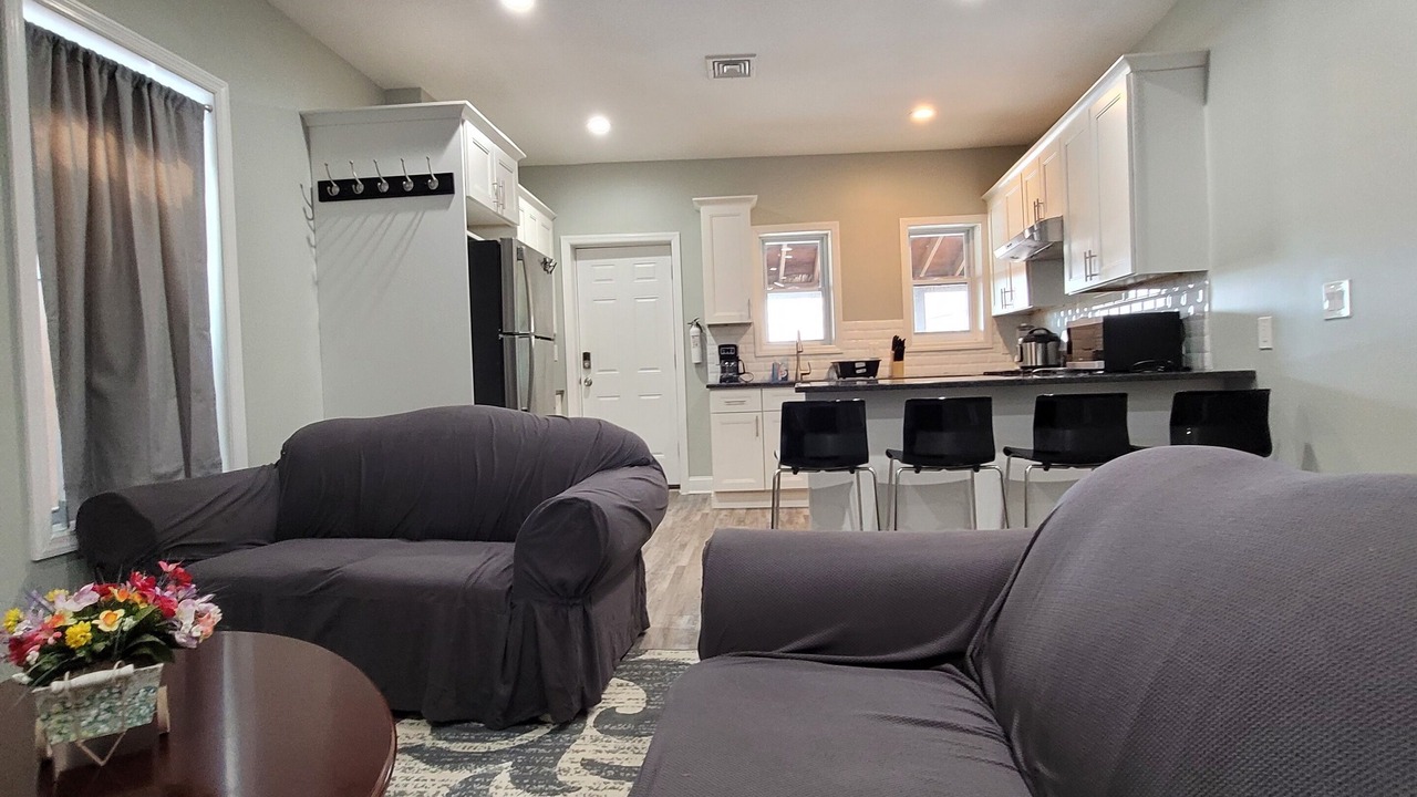 Photo of Livingroom in Somerville