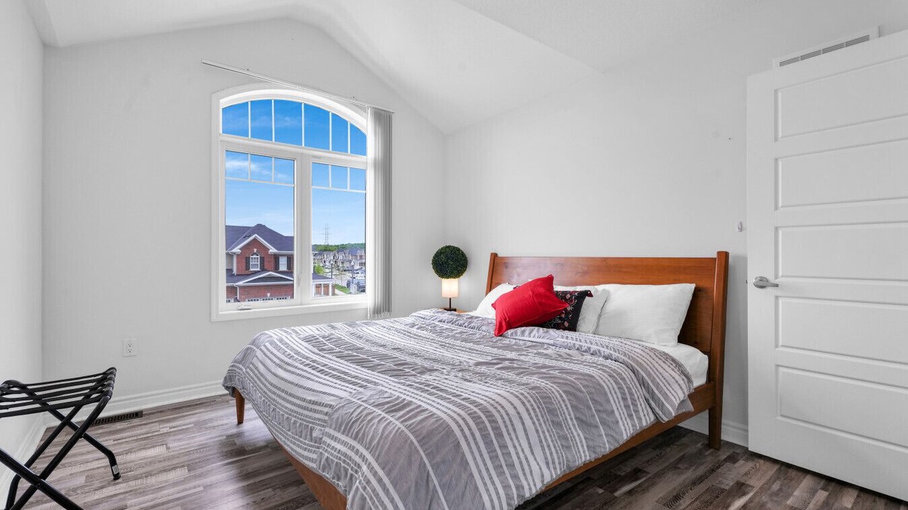 Photo of Bedroom in Doon South