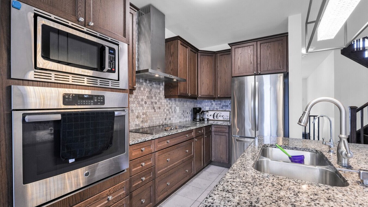 Photo of Kitchen in Doon South