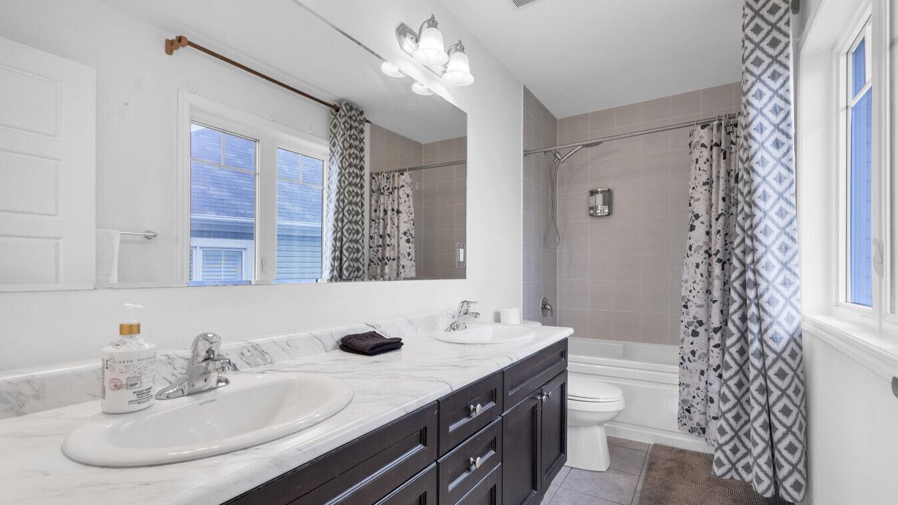 Photo of Bathroom in Doon South