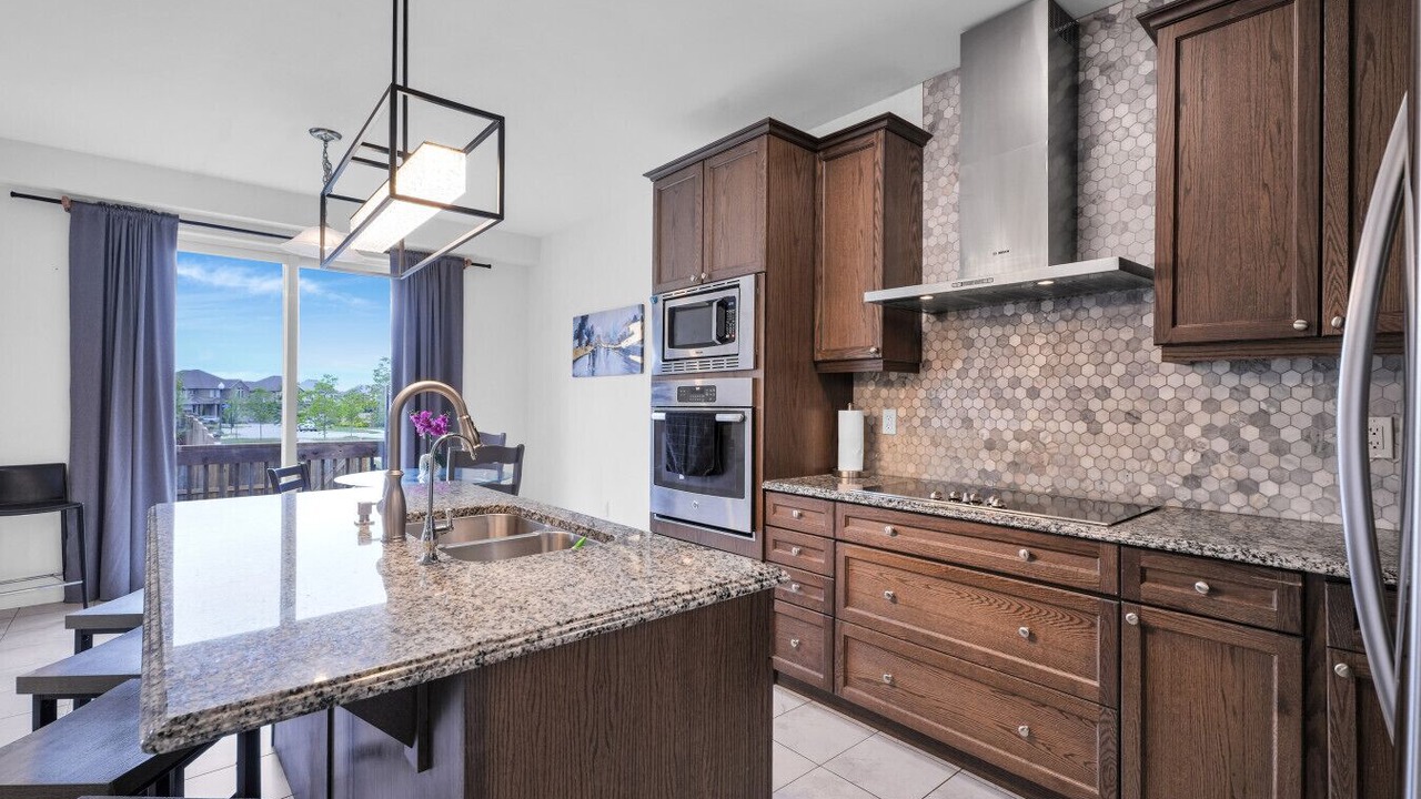 Photo of Kitchen in Doon South