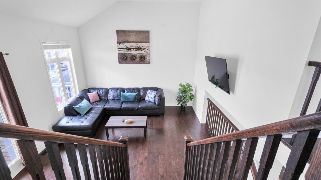 Photo of Livingroom in Doon South