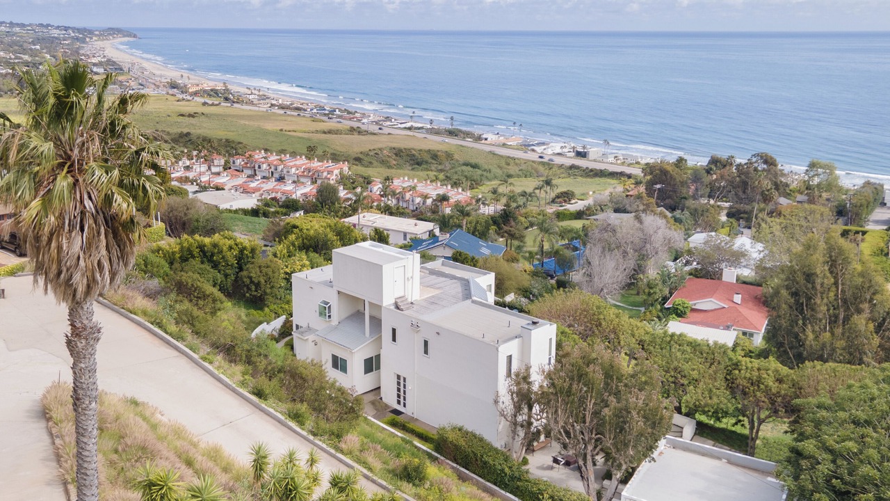 Photo of Others in Western Malibu