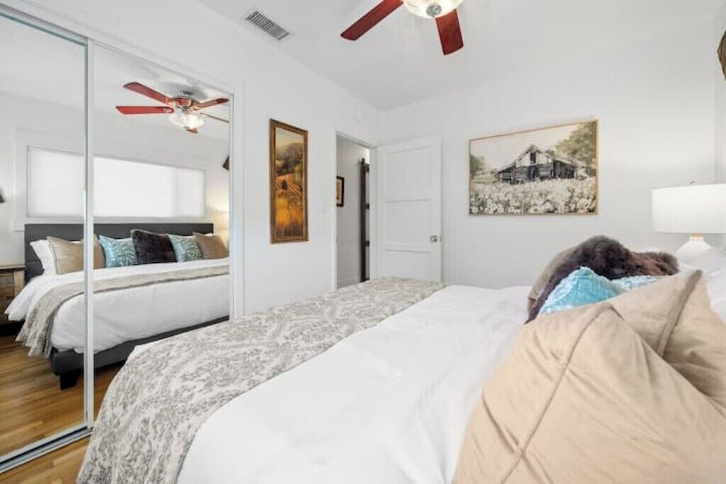 Photo of Bedroom in Lakewood Village