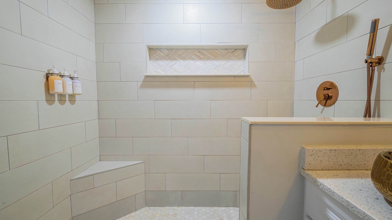 Photo of Bathroom in Eufaula
