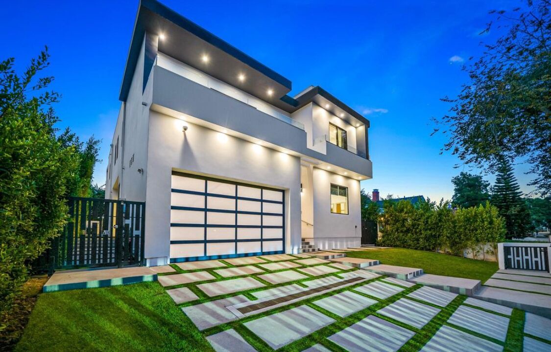 Photo of Outdoor in Mid City