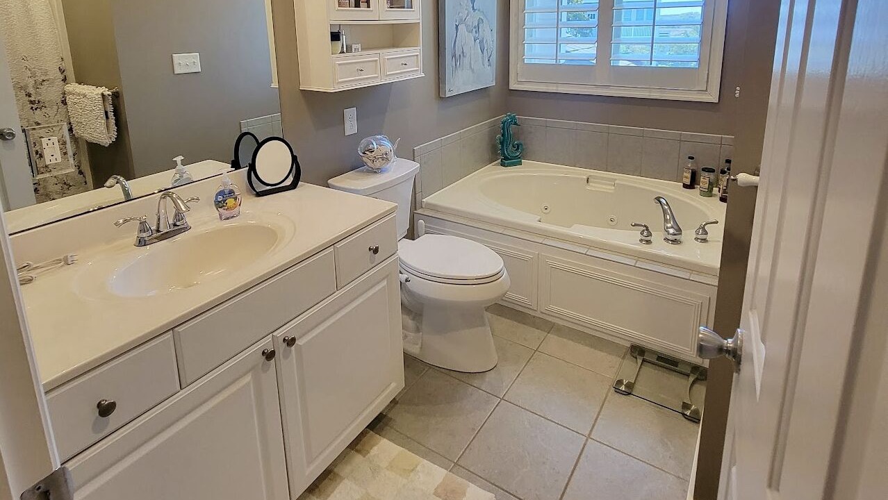 Photo of Bathroom in Ocean City Beach