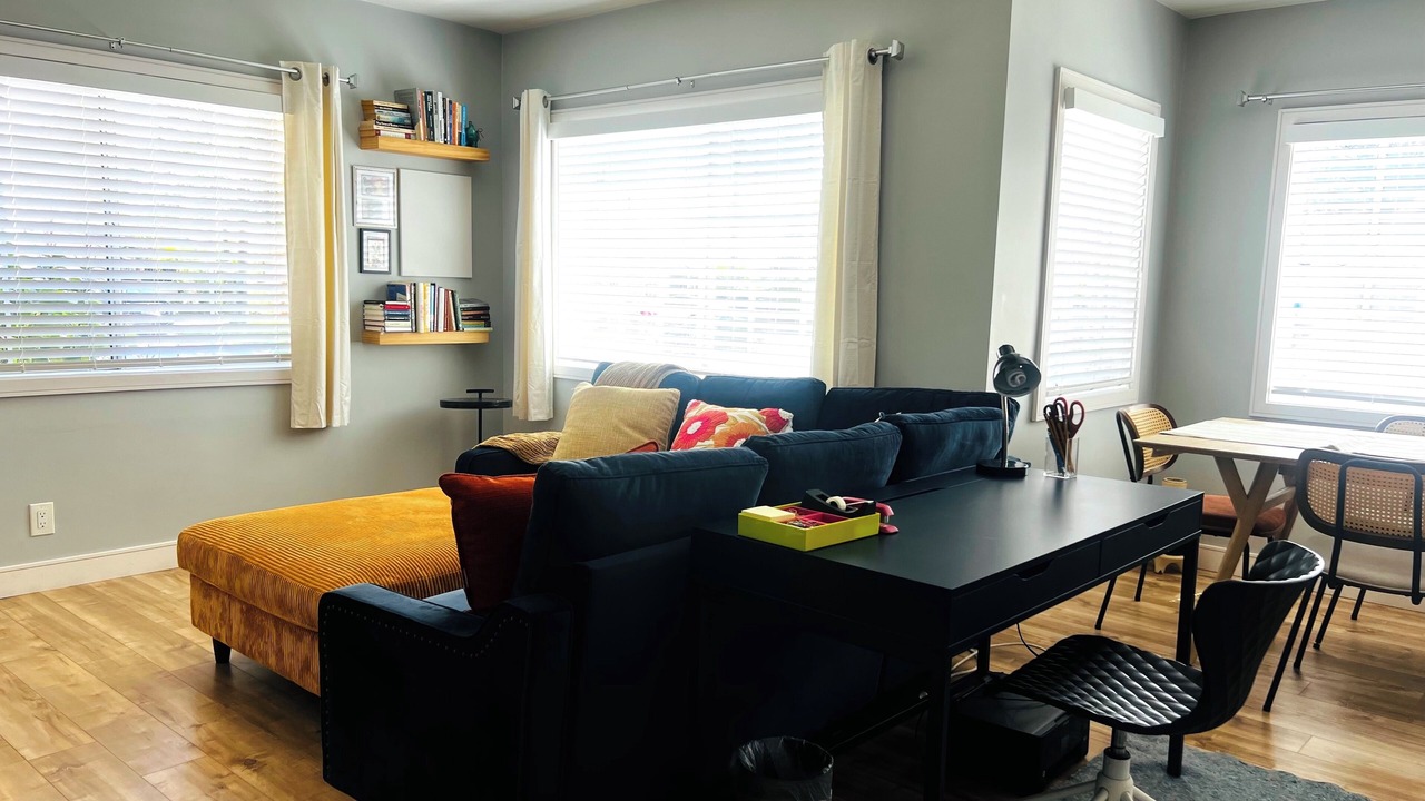 Photo of Bedroom in Lake Balboa