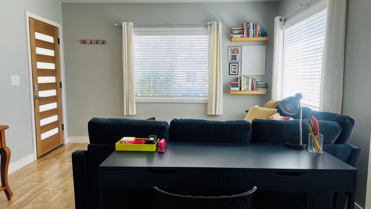 Photo of Bedroom in Lake Balboa