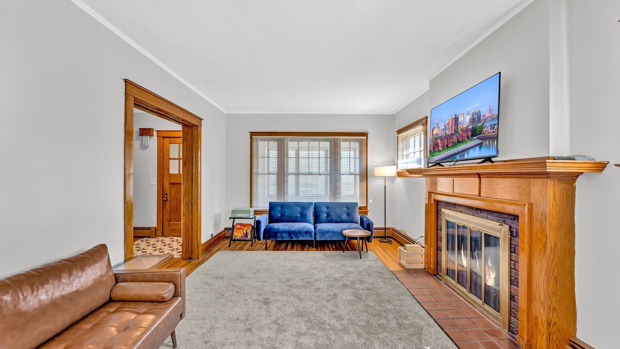 Photo of Livingroom in Niagara Falls