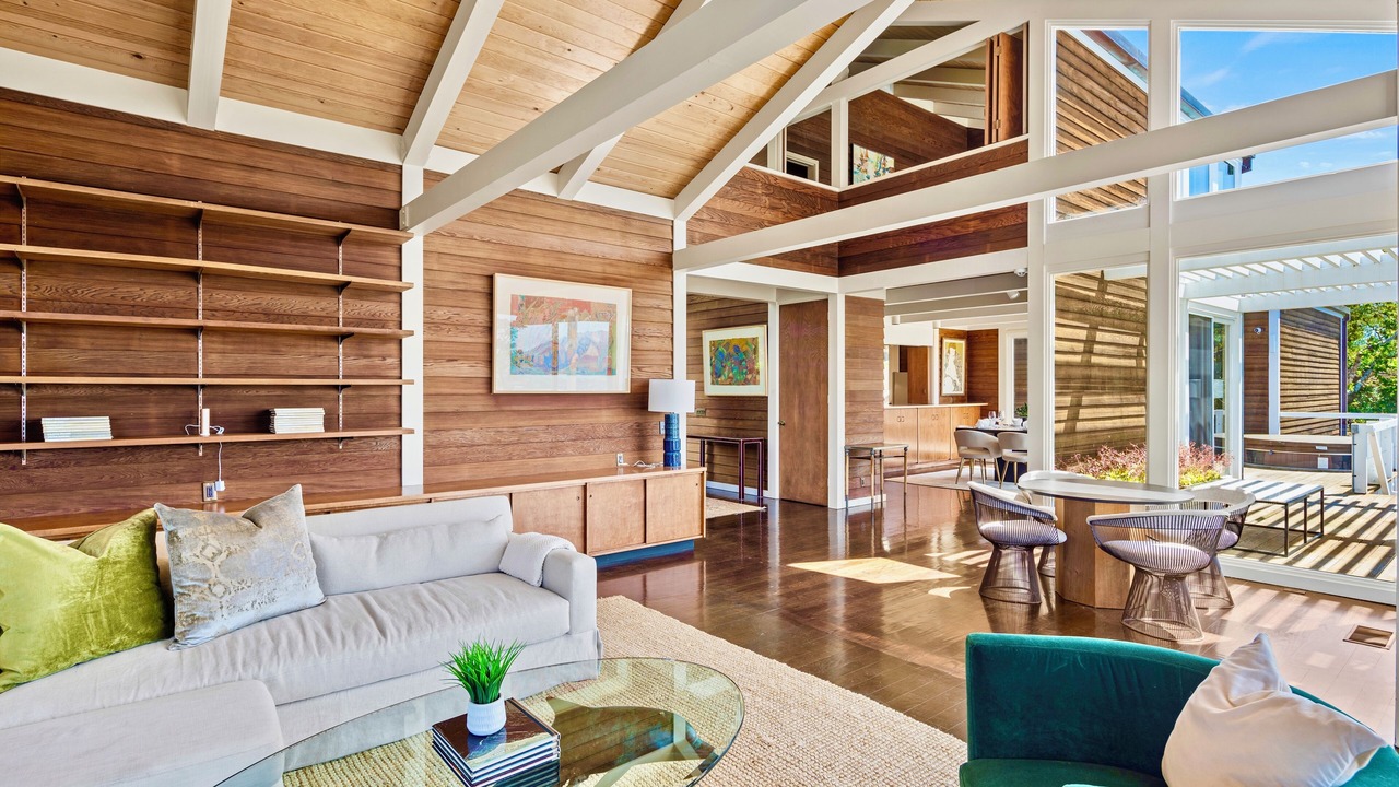 Photo of Livingroom in Pebble Beach