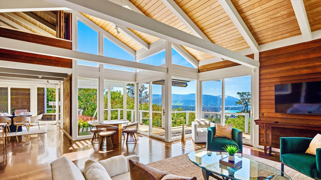 Photo of Livingroom in Pebble Beach