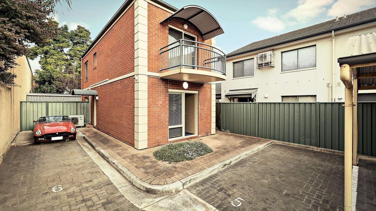 Photo of Outdoor in North Adelaide