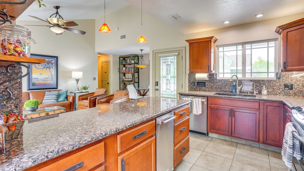 Photo of Kitchen in North Tustin