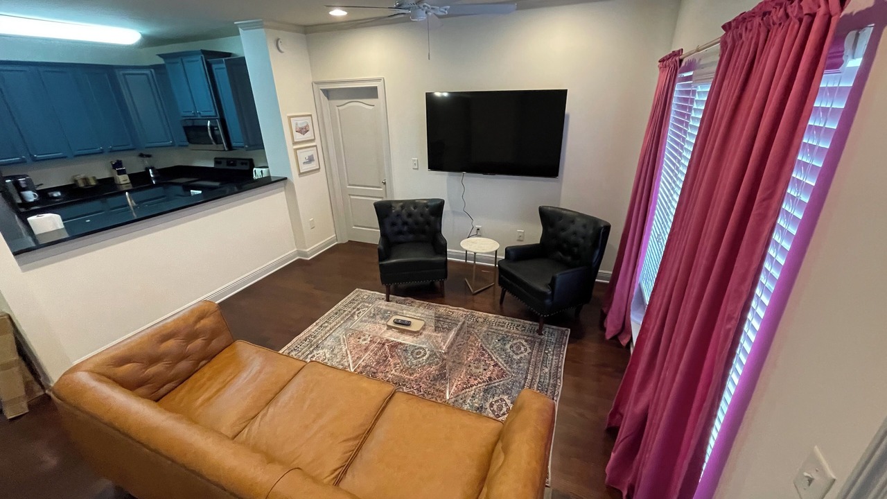 Photo of Livingroom in Tuscaloosa