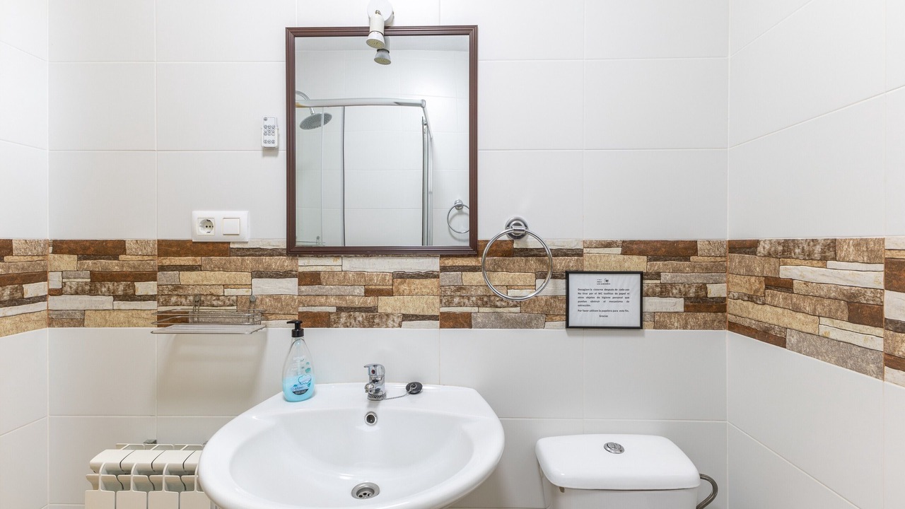 Photo of Bathroom in Fuentiduena de Tajo