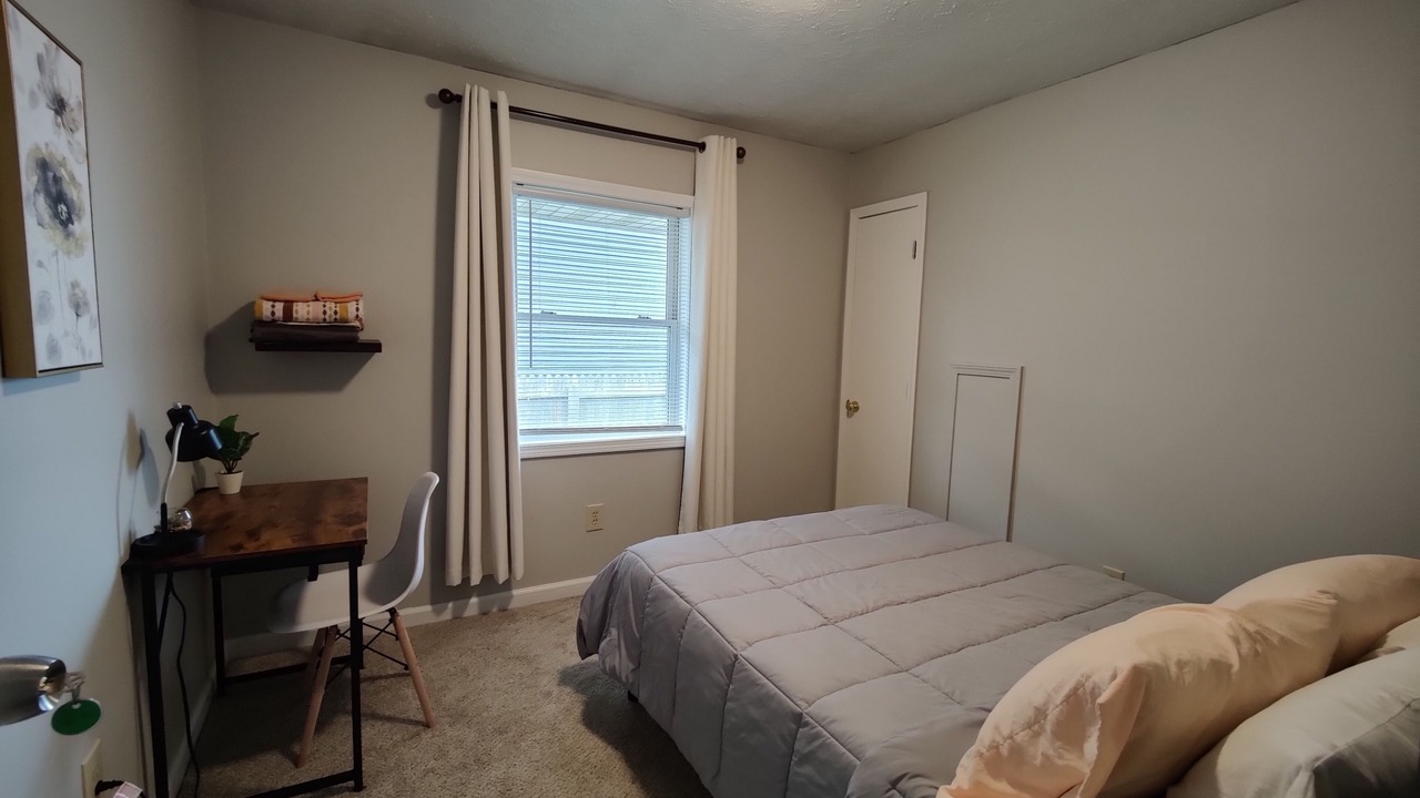 Photo of Bedroom in Elmira