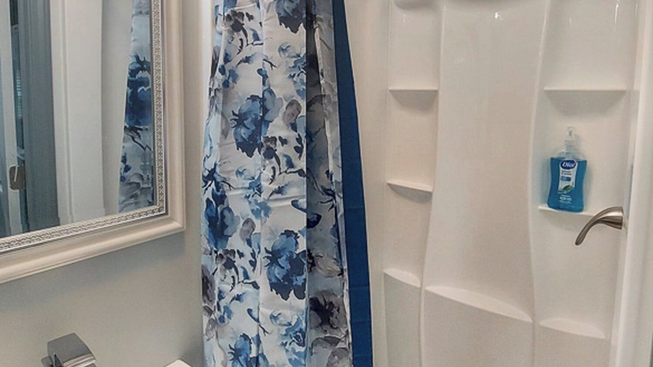 Photo of Bathroom in Autaugaville