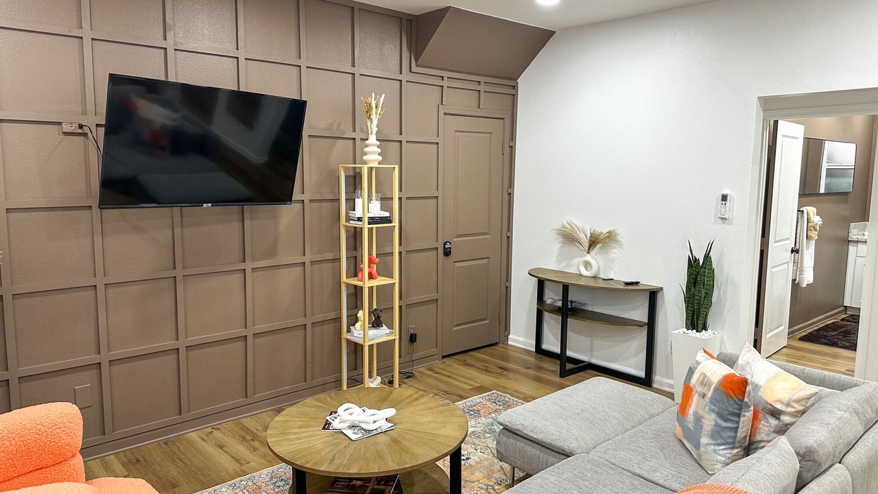 Photo of Livingroom in Florence-Graham