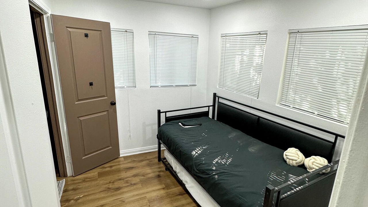 Photo of Bedroom in Florence-Graham